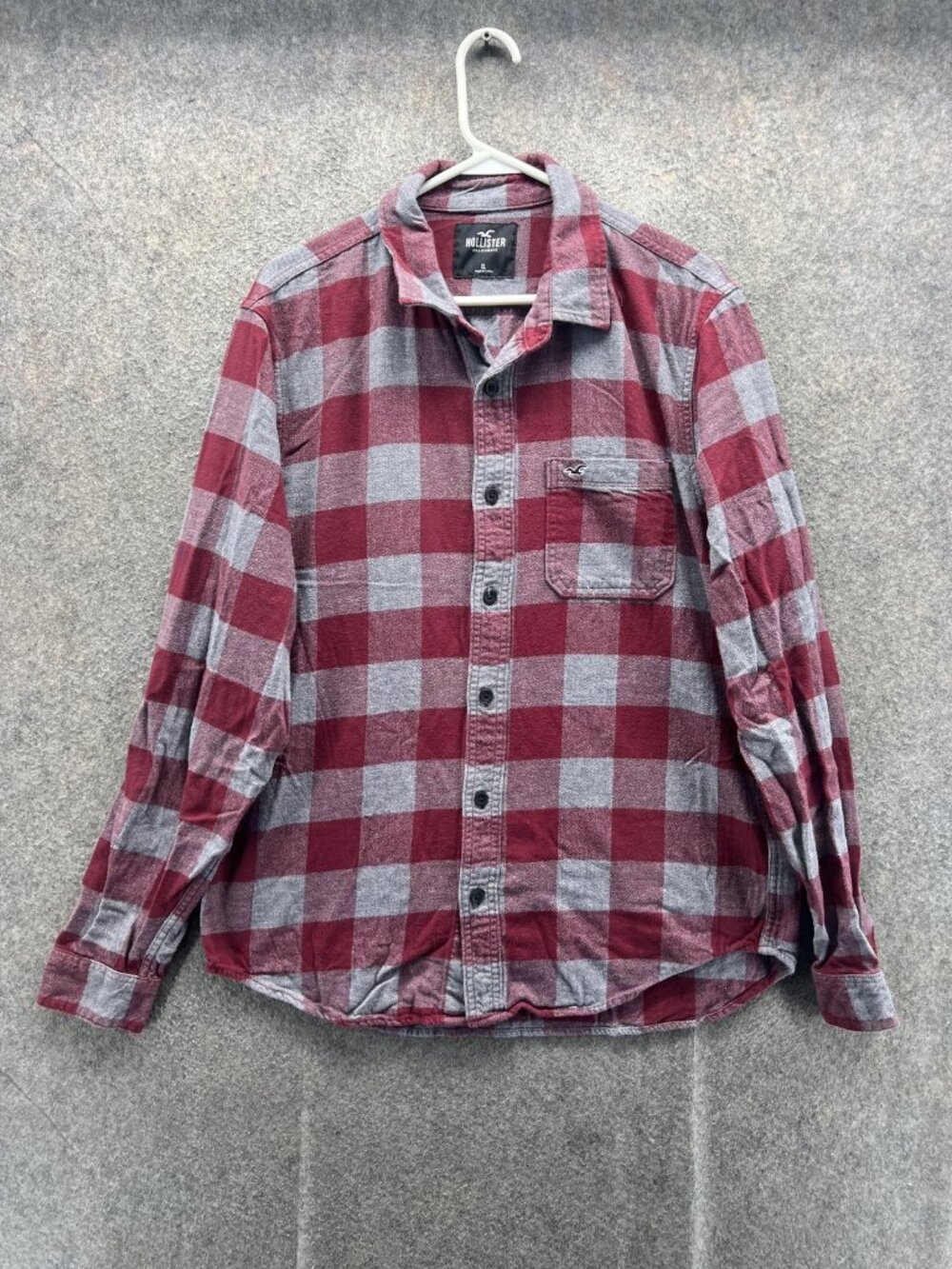 Hollister Shirt Men XL Red Plaid Flannel Long Sleeve Button Up Casual Cotton